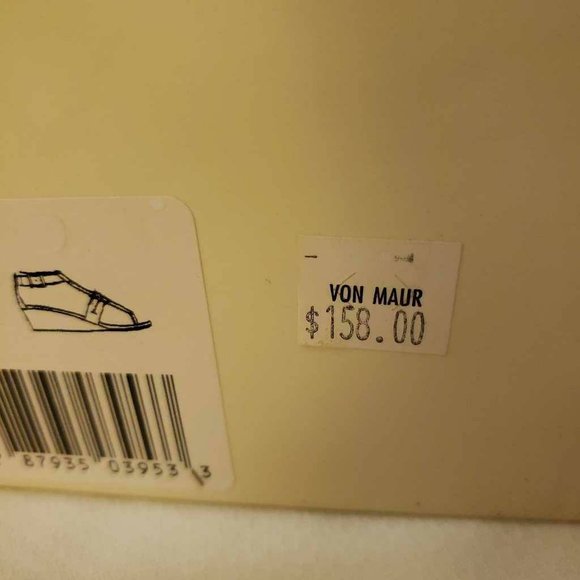 Coach Womens Velvet T-Strap Sandals Brown Beige Signature Thong Mid Heel 6 B New - Picture 13 of 15